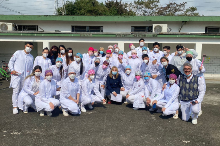 Preven-tão entrega certificados a alunos de odontologia da Unisanta nesta terça-feira (9)