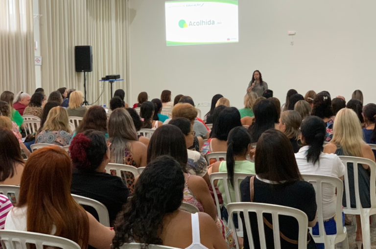 Dia de acolhida marca início do ano letivo para educadores da rede municipal