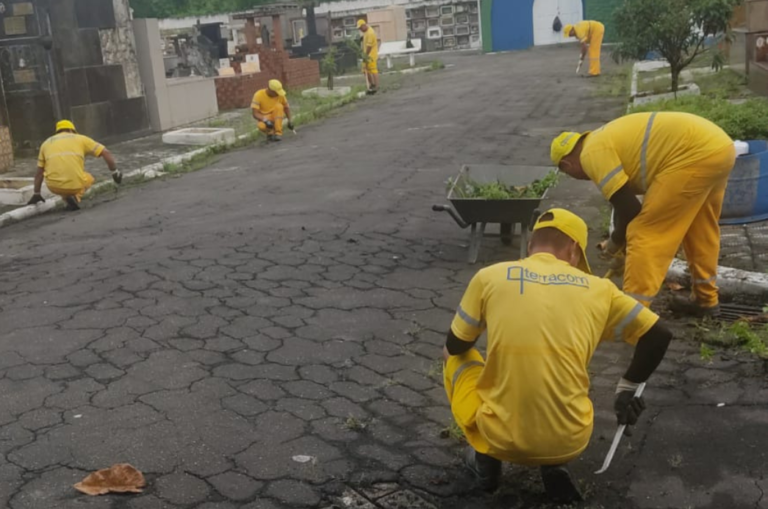 Cemitério Municipal recebe cuidados de limpeza e restauração