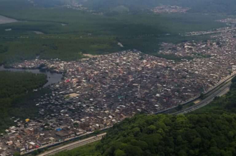 Vila Esperança conta com plantão de dúvidas sobre atualização cadastral