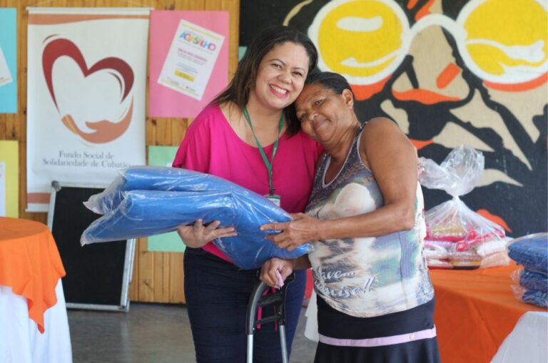 Fundo Social de Cubatão inicia Campanha do Agasalho 2023 com nova entrega de cobertores