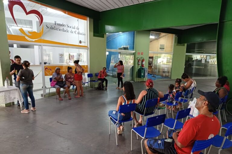 Fundo Social de Solidariedade recebe 150 litros de leite e 54 cestas e atende mais de 30 famílias em Cubatão