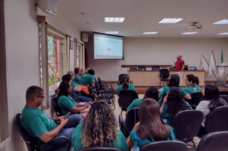 Assistência Social promove capacitação para servidores que atendem pessoas em situação de rua