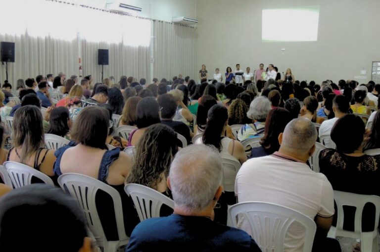 Seduc realiza acolhimento dos profissionais da Educação da rede municipal de ensino para o ano letivo de 2024
