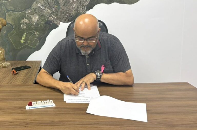Prefeitura de Cubatão antecipa pagamento de salários e informa sobre pontos facultativos