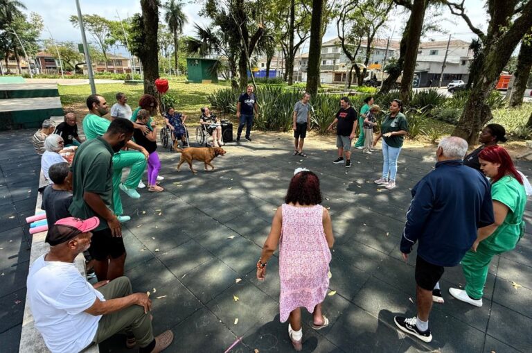 Semana da Pessoa Idosa: Lar Fraterno promove ginástica laboral, no Píer do Casqueiro