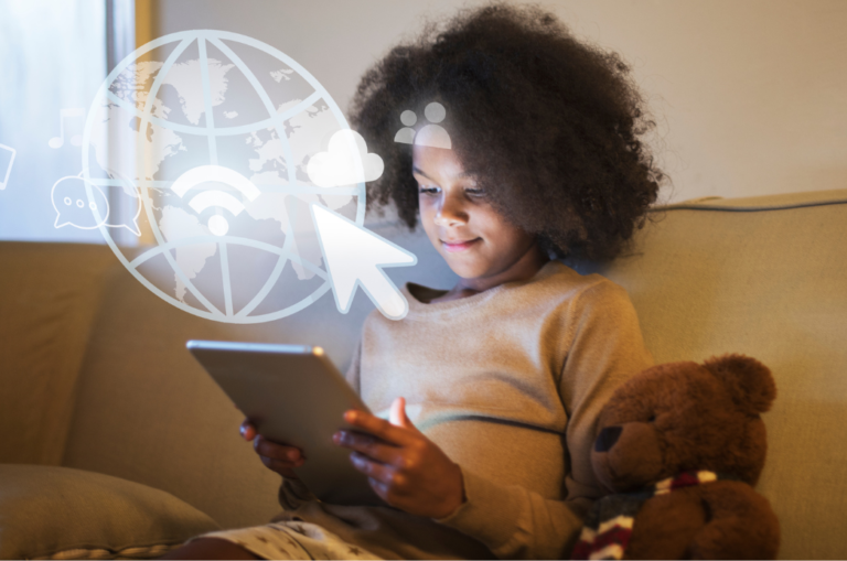 Prefeitura de Cubatão premia participante de pesquisa sobre implantação de Wi-Fi em Cubatão
