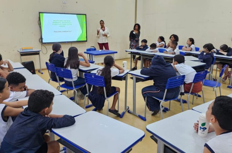 Cubatão promove palestra sobre racismo ambiental para alunos da UME CEU