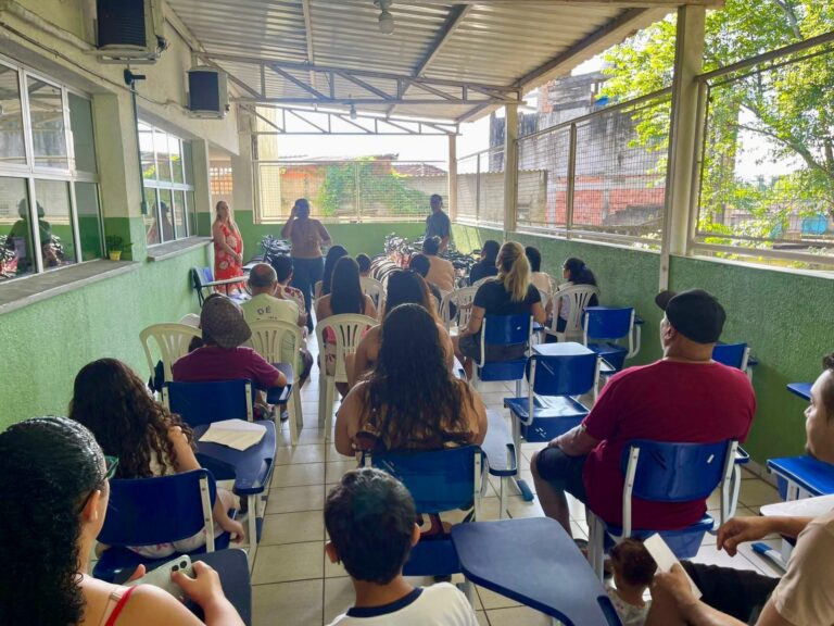 Seduc premia alunos pela participação no Saresp