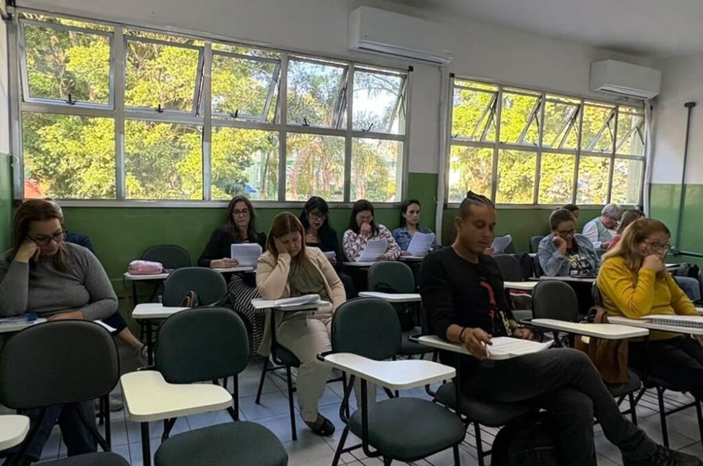 SEDUC realiza curso de capacitação sobre o LEEI