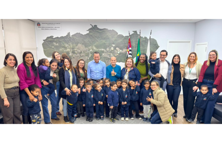 Rolê na Prefeitura recebe crianças do Infantil III da UME Lucy Montoro com atividades lúdicas e educativas