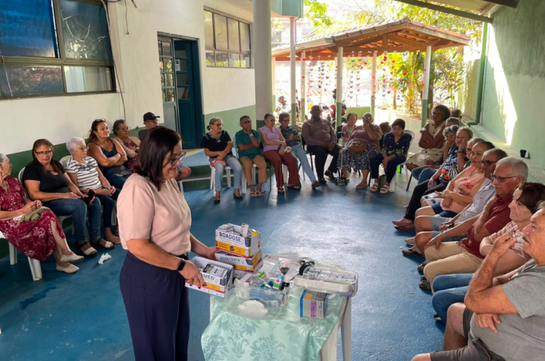 USF Vale Verde promove encontros do grupo Biblioteca Viva 60+