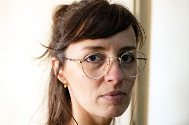 Viagem literária promove clube de leitura sobre livro da escritora Bruna Beber no dia 19, no Parque Anilinas