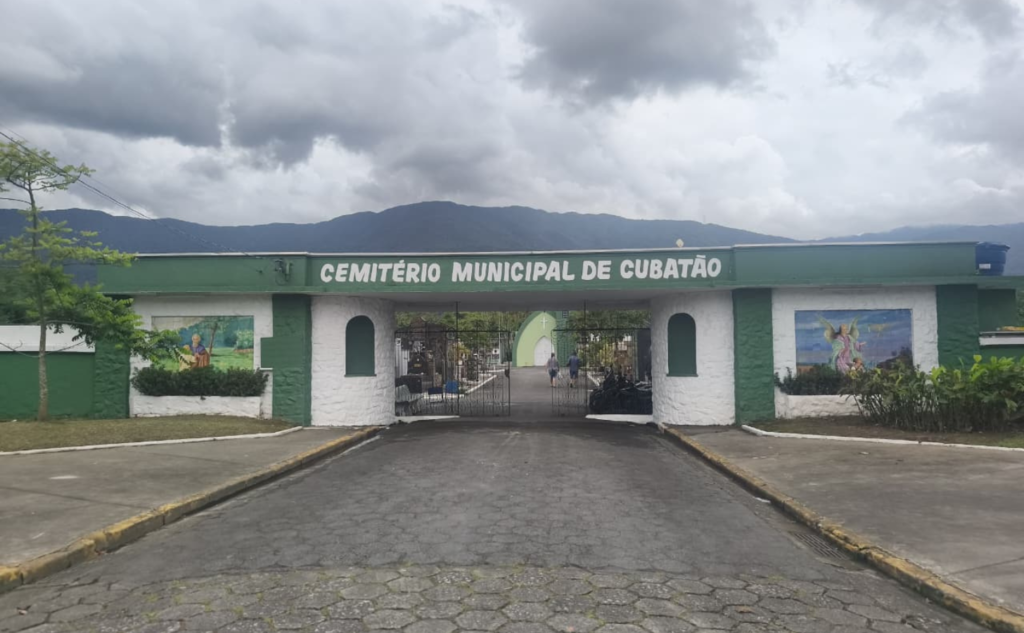 Cemitério Municipal recebe missas especiais no Dia de Finados (2)